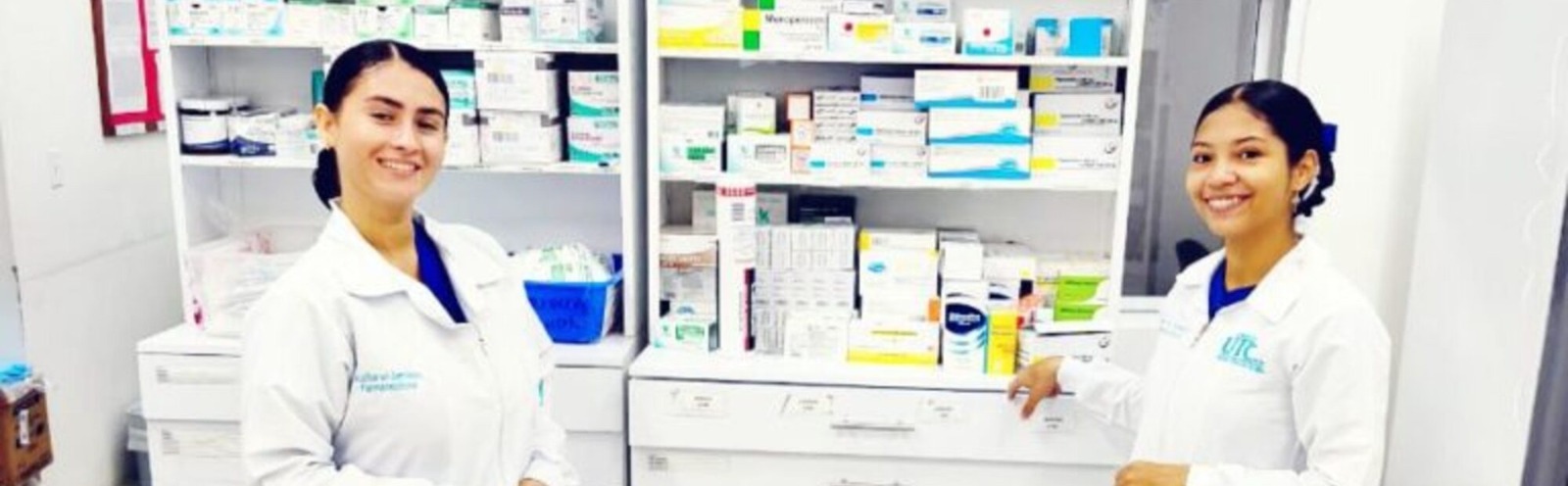 qodef-fullwidth-slider